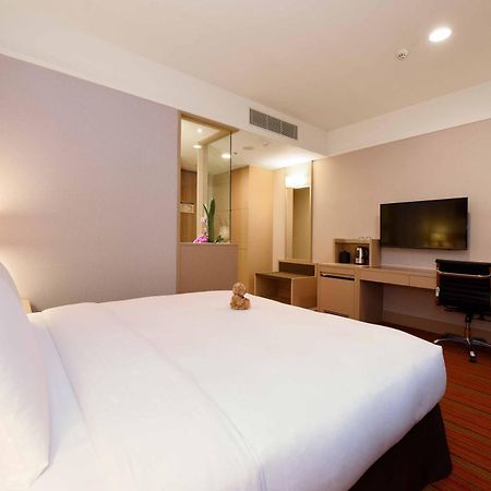 ฟูลลอน โฮเต็ล เถาหยวน แอร์พอร์ต แอคเซส เอ8 Hotel กุยซาน ภายนอก รูปภาพ Deluxe Room